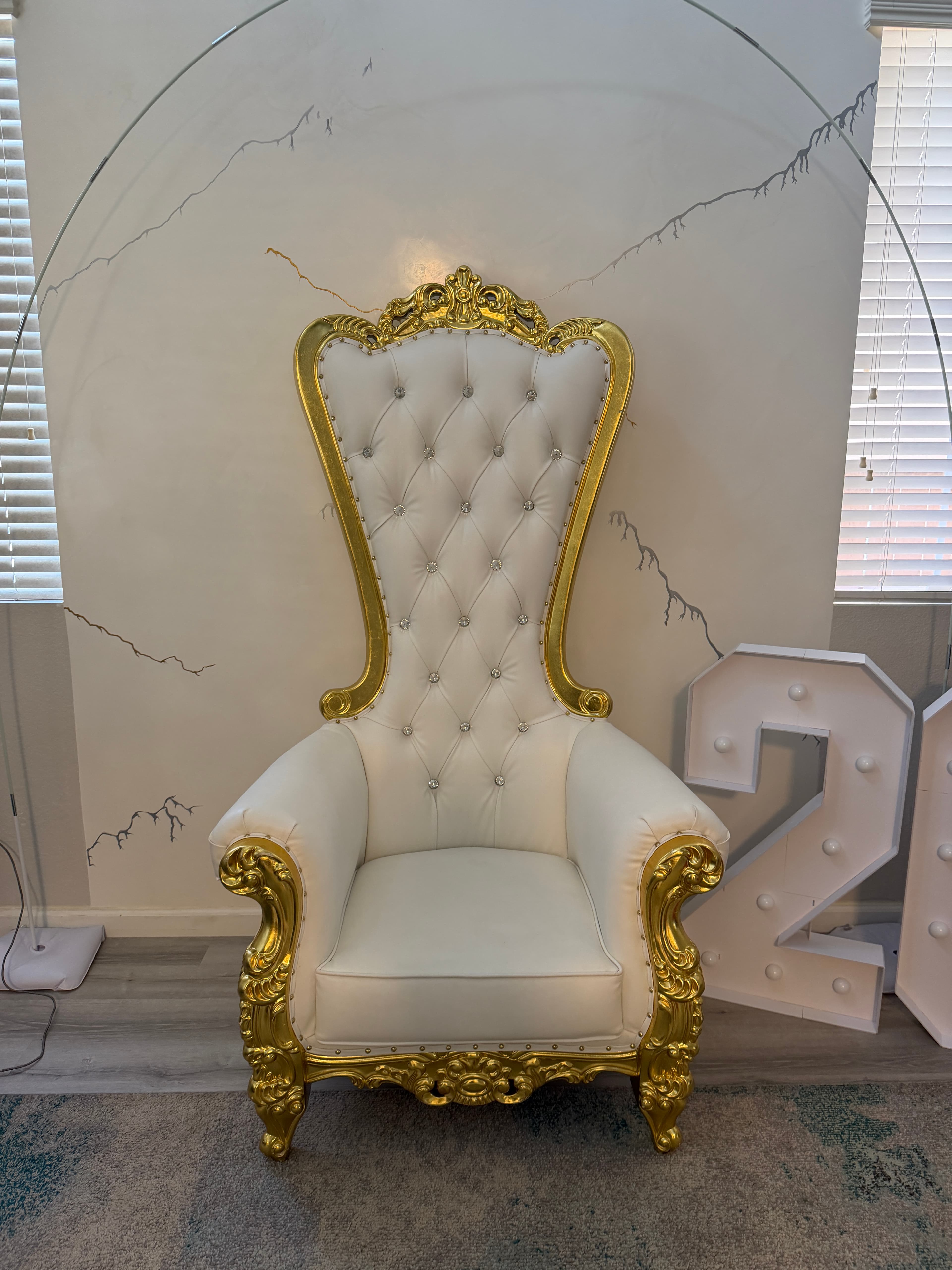 GOLD AND WHITE THRONE CHAIR